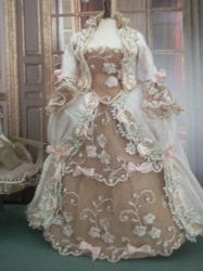 Cinderella Mannequin - Sharon Maggott's Mini's
